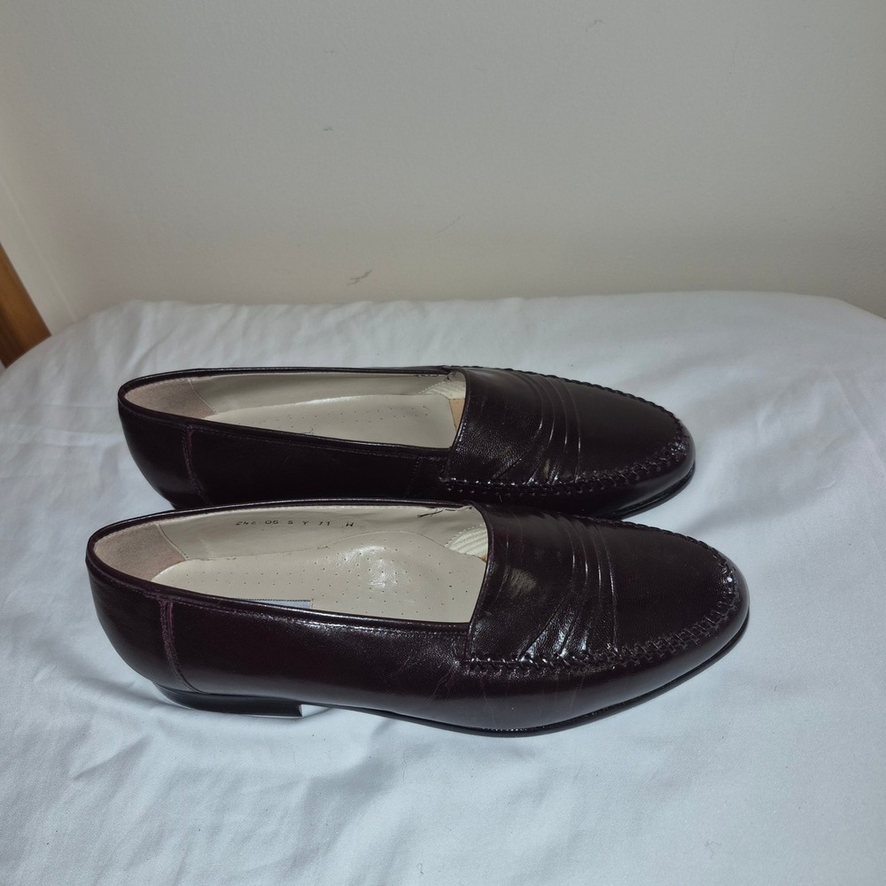 Stacy Adams Mens 11 Burgundy Leather Venetian Loafers Made in Spain 246 05 SY